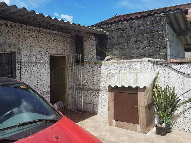 #32 - Casa para Venda em Mongaguá - SP